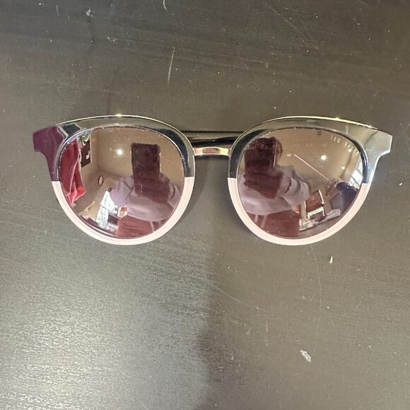 TED BAKER Two Tone Black & Pink Cat Eye Sunglasses - Picture 9 of 10